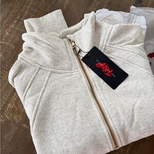 Light Gray Zip-Up Hoodie - The Gym People.  Size XL